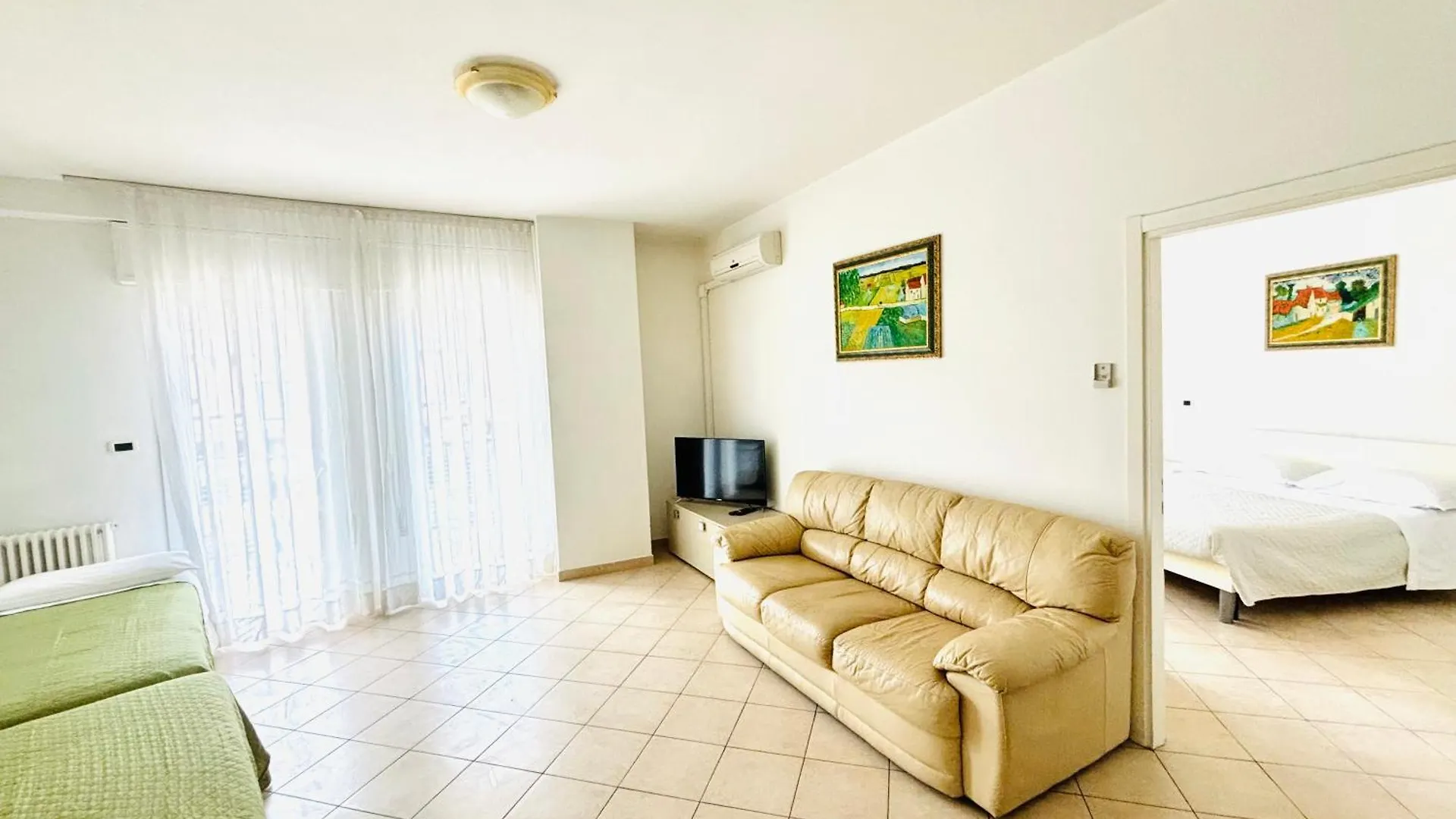 Apartment Sunny Home - Piazza Mazzini - Immobil Relax Lido di Jesolo Italy